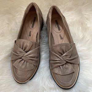 Clarks soft collection loafers SZ 7.5
